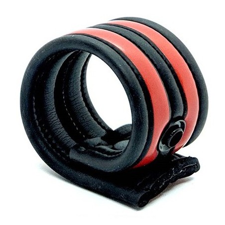 Neoprene Ballstretcher Race Rouge en néoprène Le ballstretcher Race de la marque 665 est un anneau noir avec 2 bandes rouges qui