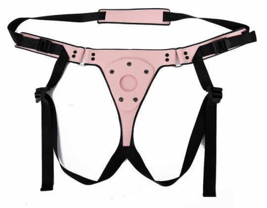 Alone harness Harness Gode-ceinture Pink Pants Rose This accessory is a harness to wear a dildo. It consists of the central part