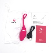 Connected eggs Vibrating egg Irena I - 16 x 3.5 cm - Rose ena I is a rechargeable sex toy but also waterproof. It is made in a s